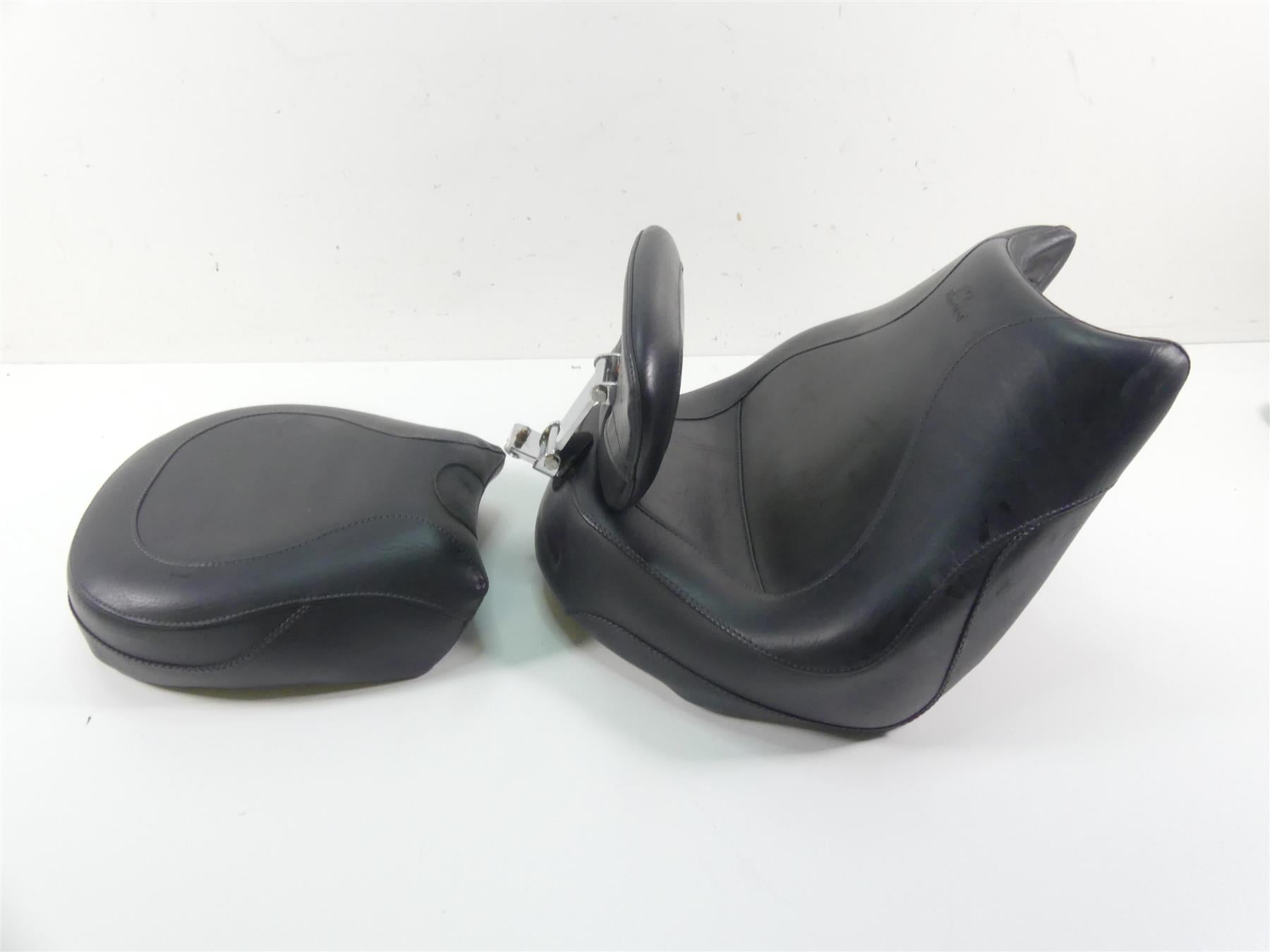 2006 Honda VTX1800 C2 Mustang Sport Touring 2-Piece Dual Seat Saddle Set 79271 | Mototech271
