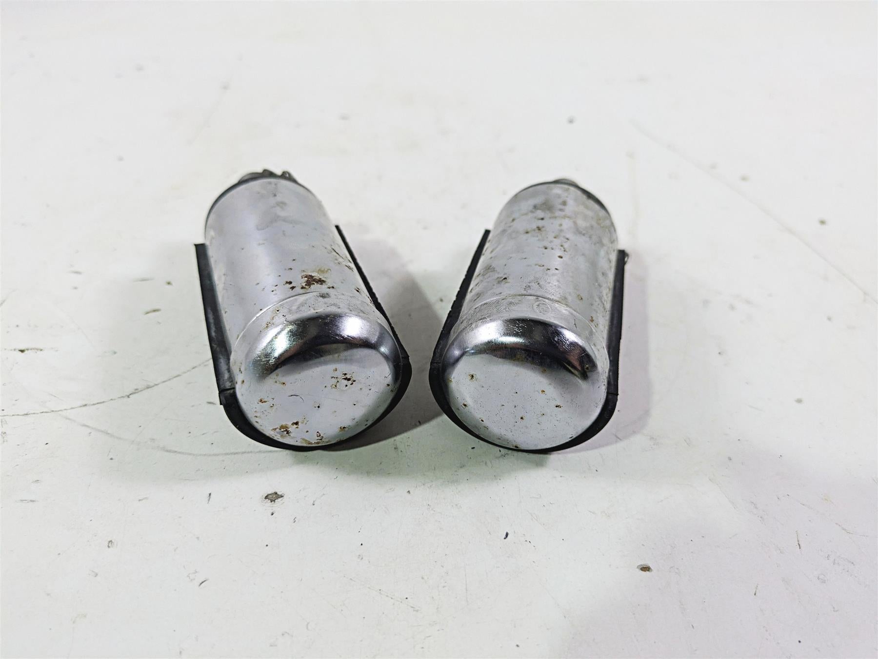 2002 Honda V-Twin VTX1800 C Rear Passenger Footpeg Set 50680-MCH-000 {{ shop.shopifyCountryName }} - Mototech271