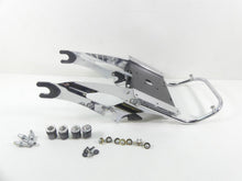 Load image into Gallery viewer, 2020 Indian Roadmaster Rear Trunk Quick Release Mount Hardware Kit 5139657
