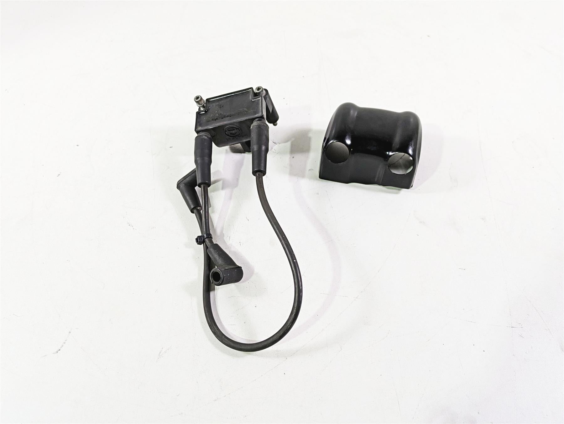 2008 Harley FLSTSB Cross Bones Delphi Ignition Coil & Cover Set 31696-07A {{ shop.shopifyCountryName }} - Mototech271