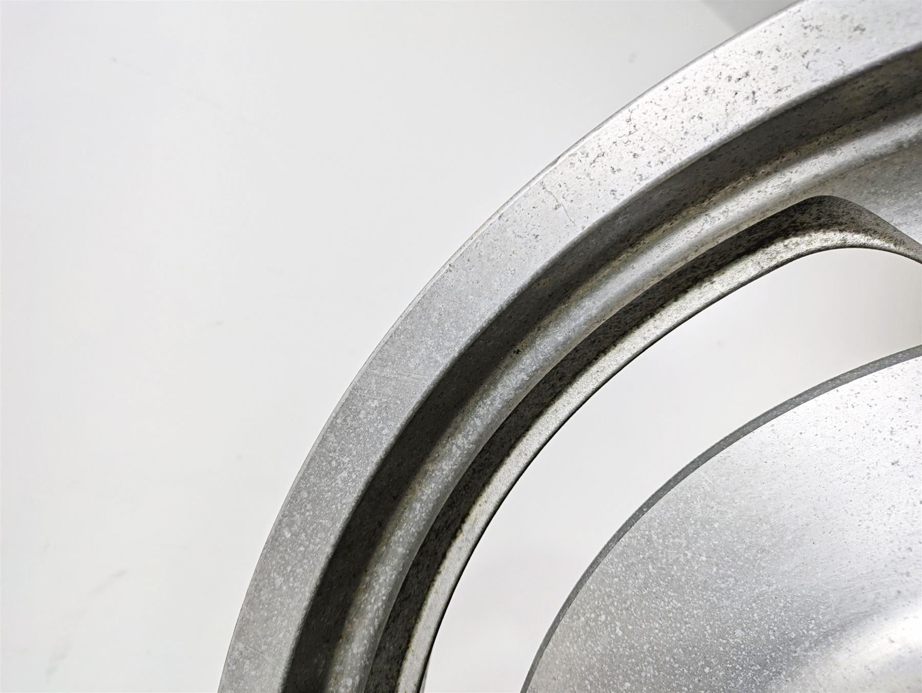 2001 Honda VT1100 Shadow Sabre Straight 18x3 Front Wheel Rim 44650-MCK-A03 {{ shop.shopifyCountryName }} - Mototech271