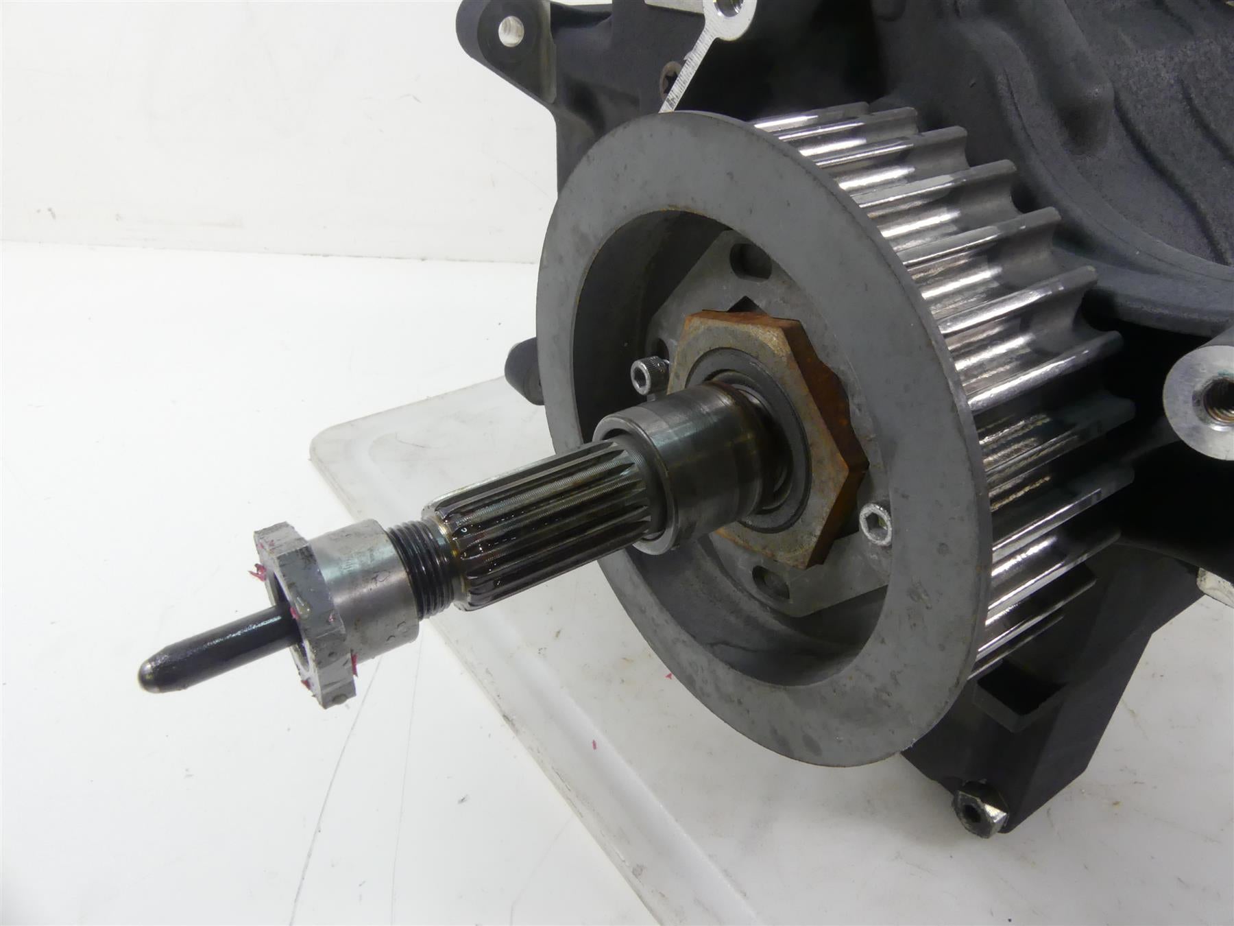 2013 Harley FXDWG Dyna Wide Glide 6 Speed Transmission Gear Box 21K 33083-10 {{ shop.shopifyCountryName }} - Mototech271
