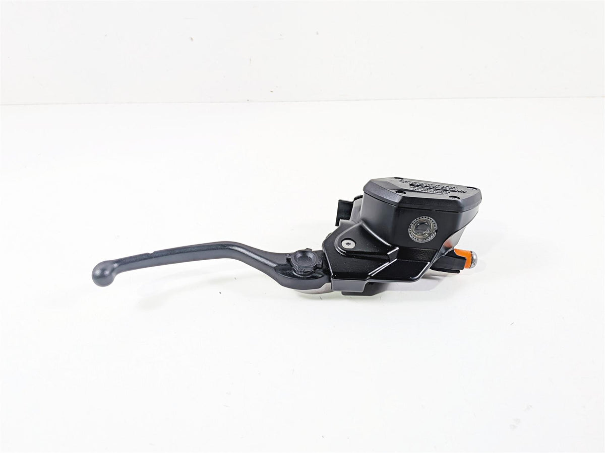 2016 BMW R1200RT RT RTW K52 Front Brake Master Cylinder 32728559604 {{ shop.shopifyCountryName }} - Mototech271