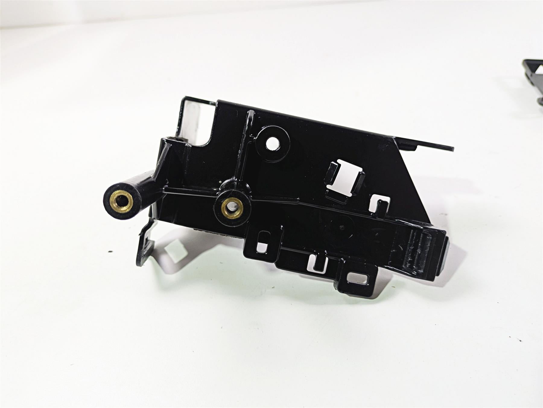 2020 Harley Softail FXST Standard Electrical Carrier Plastic Set 66000126 {{ shop.shopifyCountryName }} - Mototech271