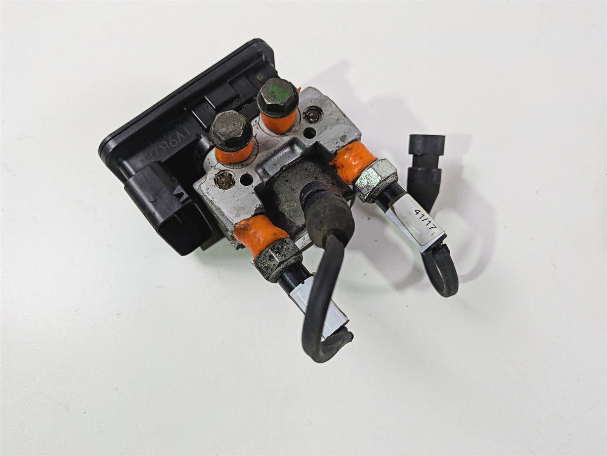 2018 Indian Springfield Dark Horse Abs Brake Pump Pressure Module 2204981 {{ shop.shopifyCountryName }} - Mototech271