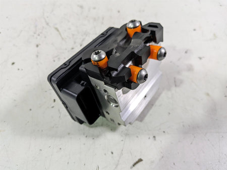 2022 BMW R1250 RT K052 Abs Brake Pump Module Pressure Unit 34511625643 {{ shop.shopifyCountryName }} - Mototech271