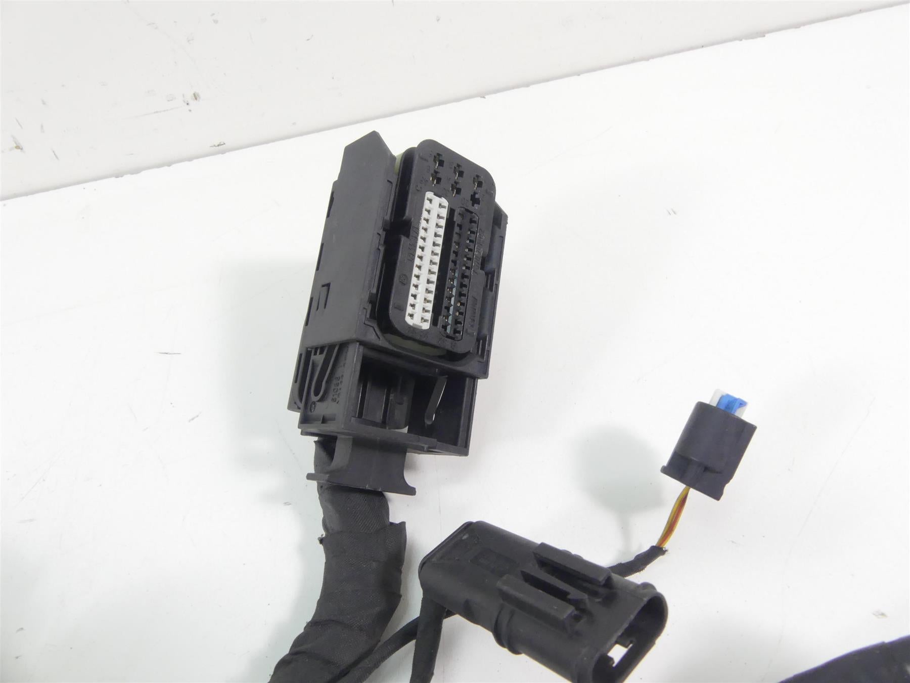 2008 BMW R1200GS K25 Main Abs Heated & Engine Wiring Harness 61117712018 {{ shop.shopifyCountryName }} - Mototech271