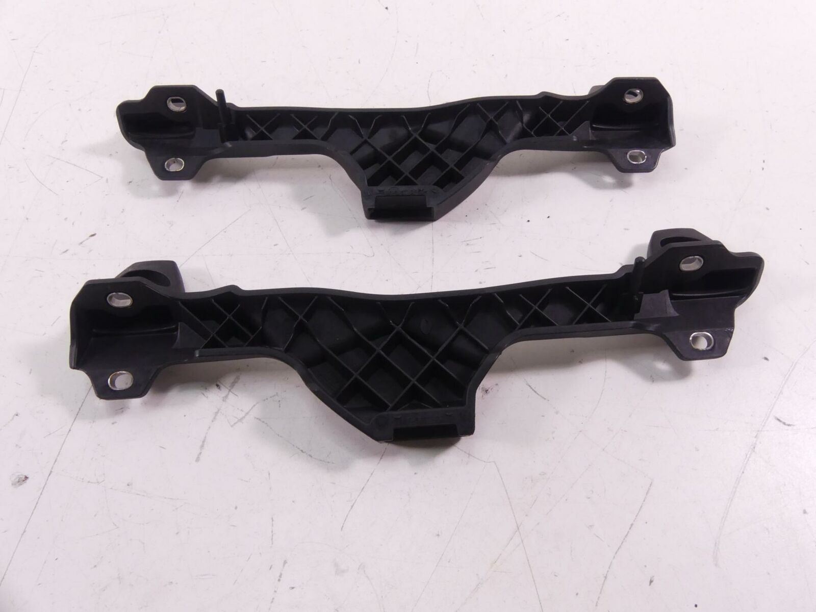 2008 BMW R1200RT K26 Saddlebag Holder Mount Carrier Set 46547699903 46547699904 {{ shop.shopifyCountryName }} - Mototech271