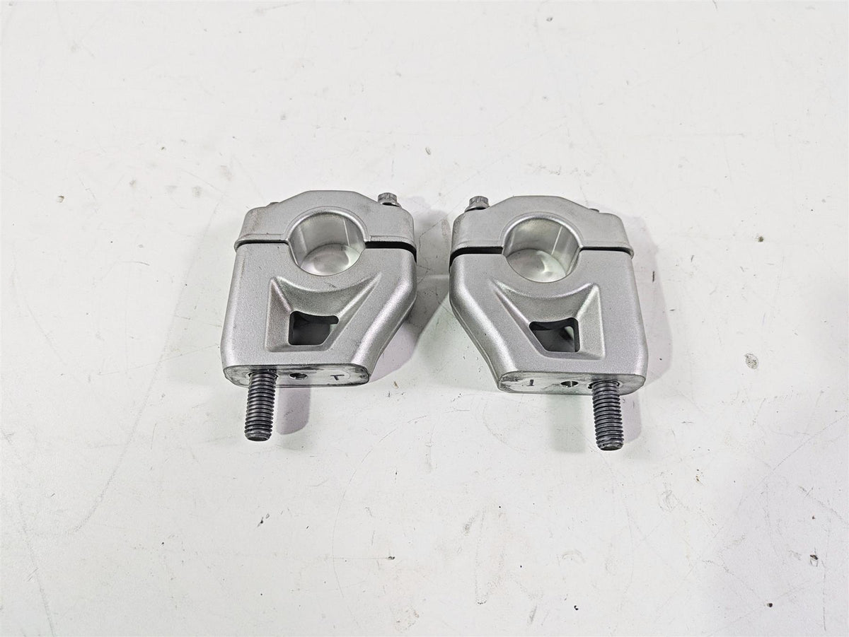 2010 BMW R1200GS K25 Handlebar Riser Holder Mount Set 28.5mm 31427718173 {{ shop.shopifyCountryName }} - Mototech271