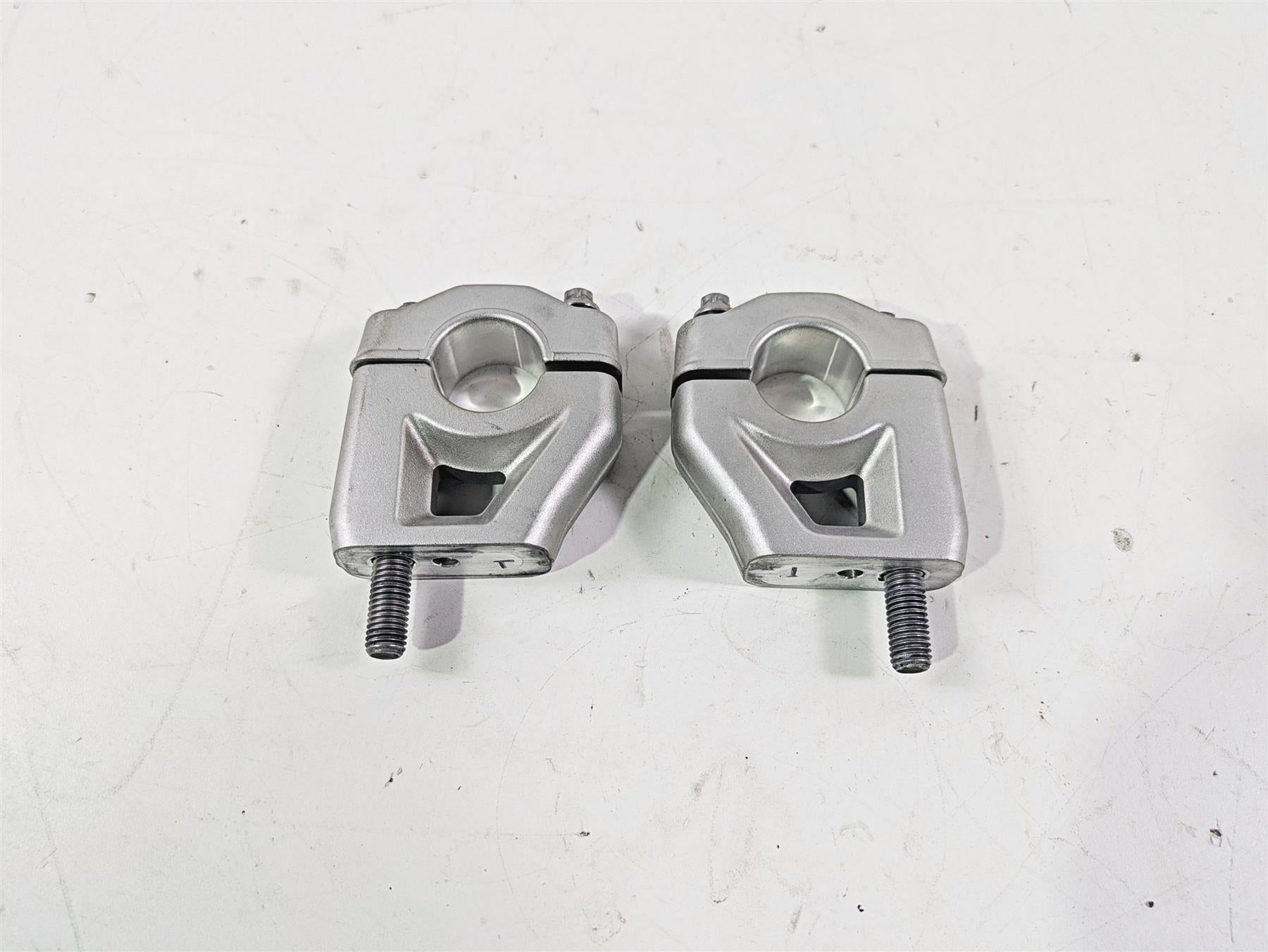 2010 BMW R1200GS K25 Handlebar Riser Holder Mount Set 28.5mm 31427718173
