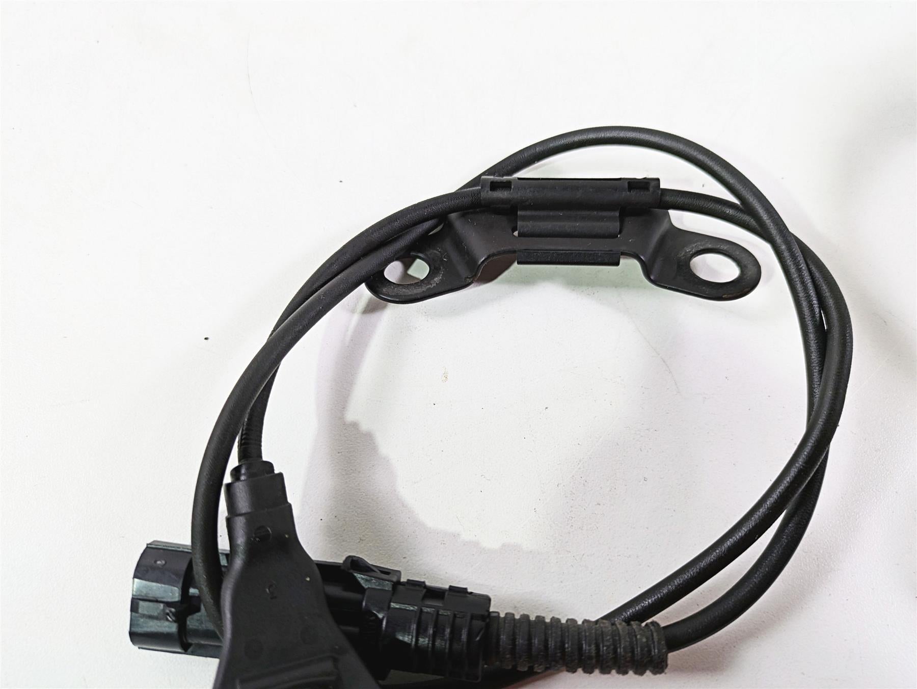 2010 Harley Touring FLHTK Electra Glide Abs Brake Wheel Speed Sensors 40614-08 {{ shop.shopifyCountryName }} - Mototech271