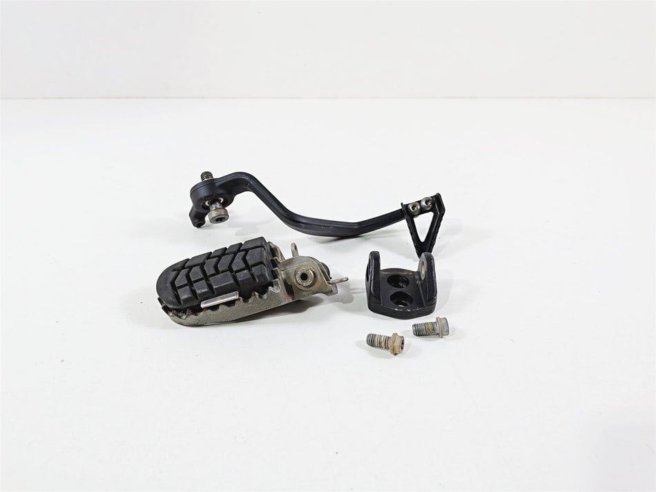 2016 KTM 1290 Super Adventure Right Front Foot Peg & Brake Pedal 6031305004433S {{ shop.shopifyCountryName }} - Mototech271