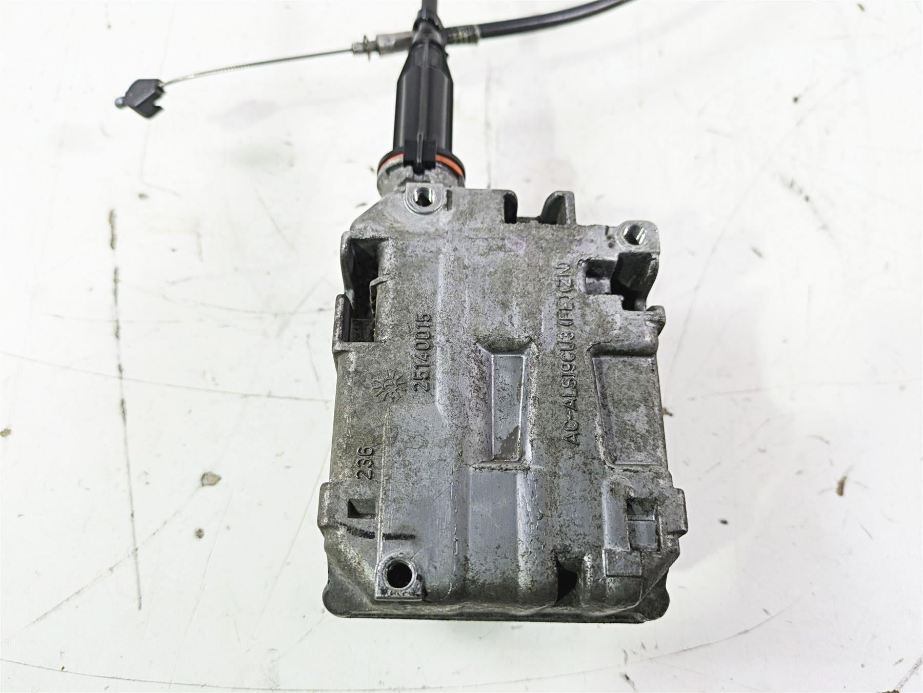 2003 Harley Touring FLHTCUI E-Glide 100th Cruise Control Module Unit 70955-98B {{ shop.shopifyCountryName }} - Mototech271