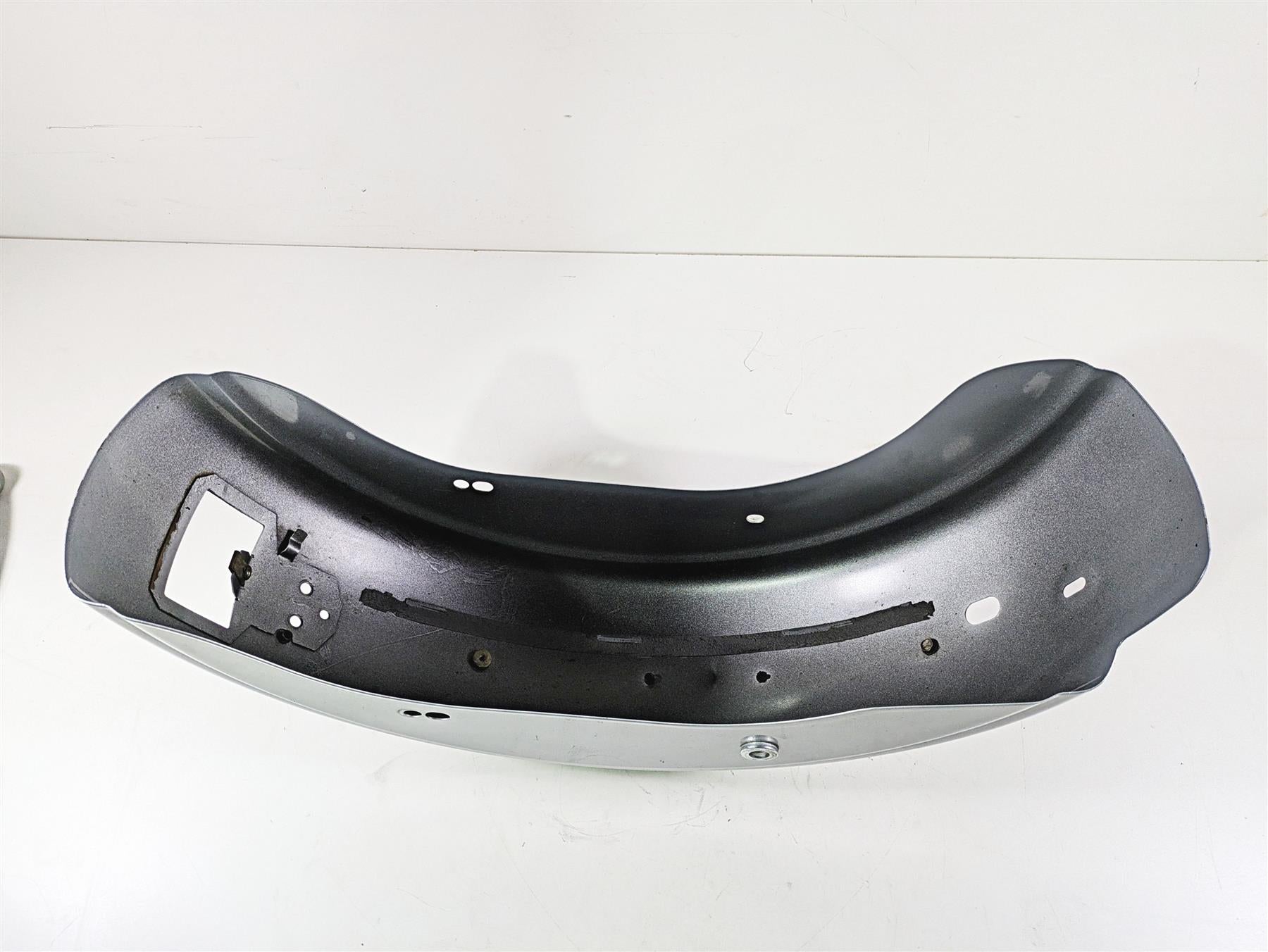 2014 Harley FXDL Dyna Low Rider Rear Fender Silver 59634-06A {{ shop.shopifyCountryName }} - Mototech271
