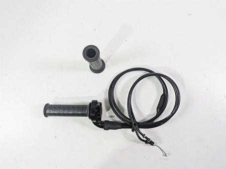2013 Triumph Bonneville Throttle Cables & Grip Set T2040252 T2040740 T2040254 {{ shop.shopifyCountryName }} - Mototech271