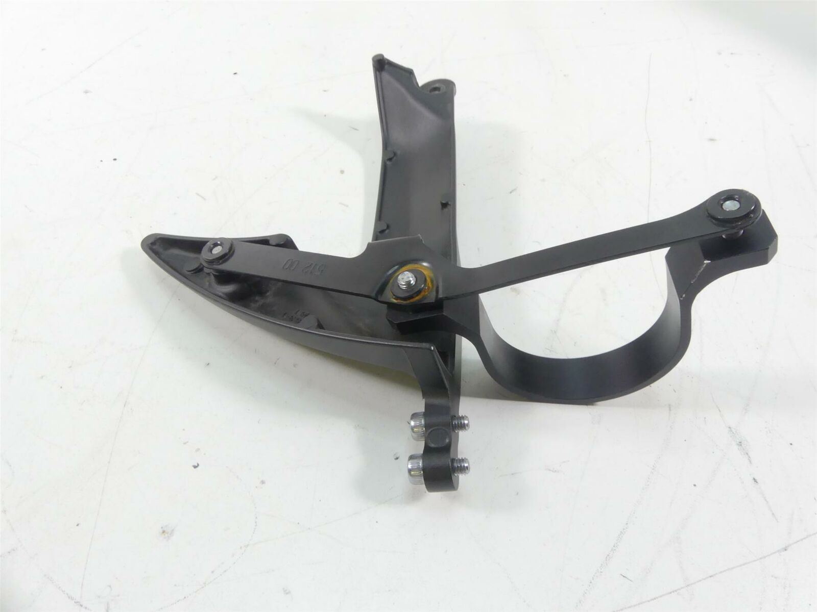 2020 Yamaha VMX17 1700 Left Side Front Fender Tire Hugger Mount 2S3-23361-00-P1 {{ shop.shopifyCountryName }} - Mototech271