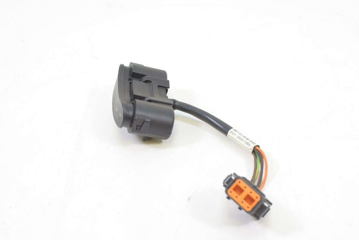 2009 Harley FXDFSE CVO Dyna Fat Bob Instrument Indiacator Lamps Lights 68892-00A {{ shop.shopifyCountryName }} - Mototech271