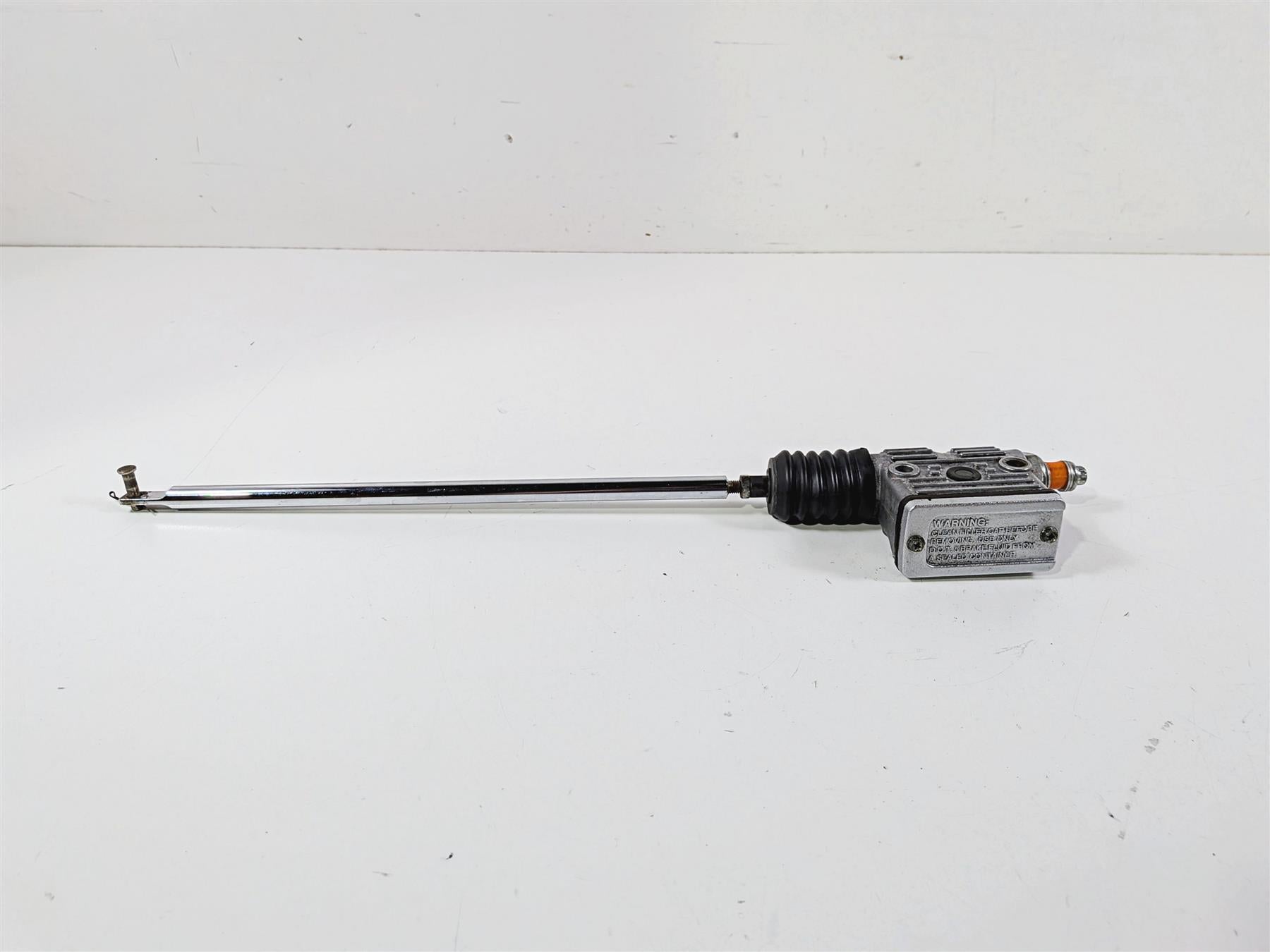 1995 Harley XL883 Sportster Hugger Rear Master Cylinder & Brake Rod 42456-87D {{ shop.shopifyCountryName }} - Mototech271