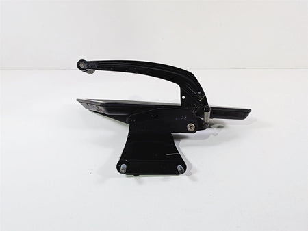 2016 Victory Cross Country Front Right Floorboard & Brake Pedal 1021216 5134178 {{ shop.shopifyCountryName }} - Mototech271