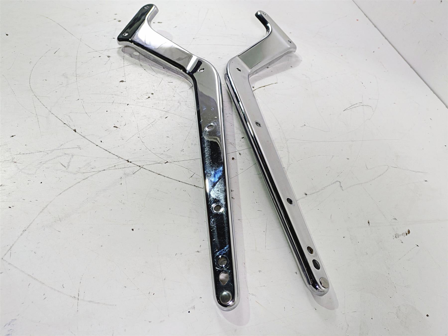 2016 Harley FLSTC Softail Heritage Rear Chrome Braces Struts 59954-08 59955-08 {{ shop.shopifyCountryName }} - Mototech271