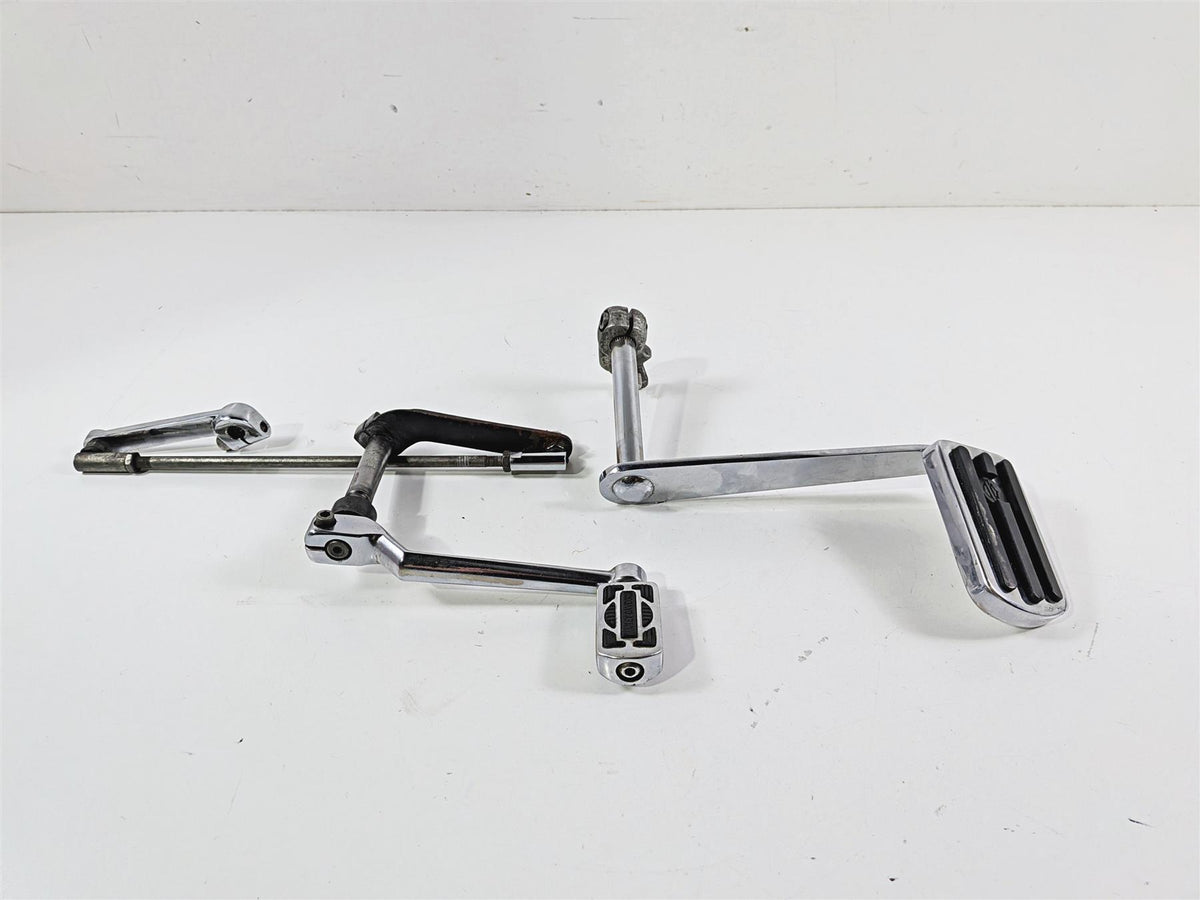 1993 Harley Touring FLHTCU Electra Glide Chrome Shifter & Brake Pedal 33895-82E {{ shop.shopifyCountryName }} - Mototech271
