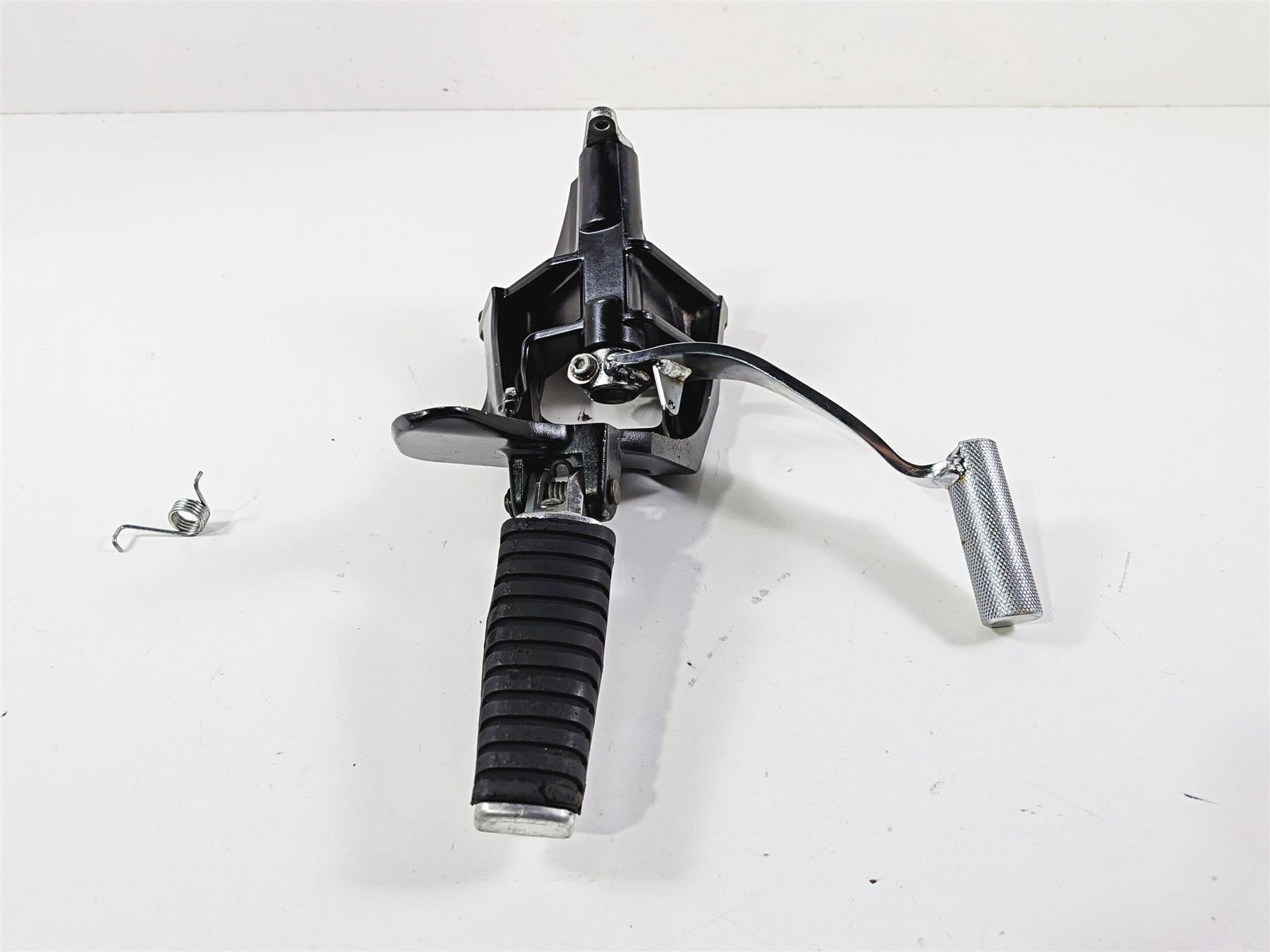 2014 Suzuki M109R VZR1800 Boulevard Right Front Footpeg Brake Pedal 43511-48G10 {{ shop.shopifyCountryName }} - Mototech271