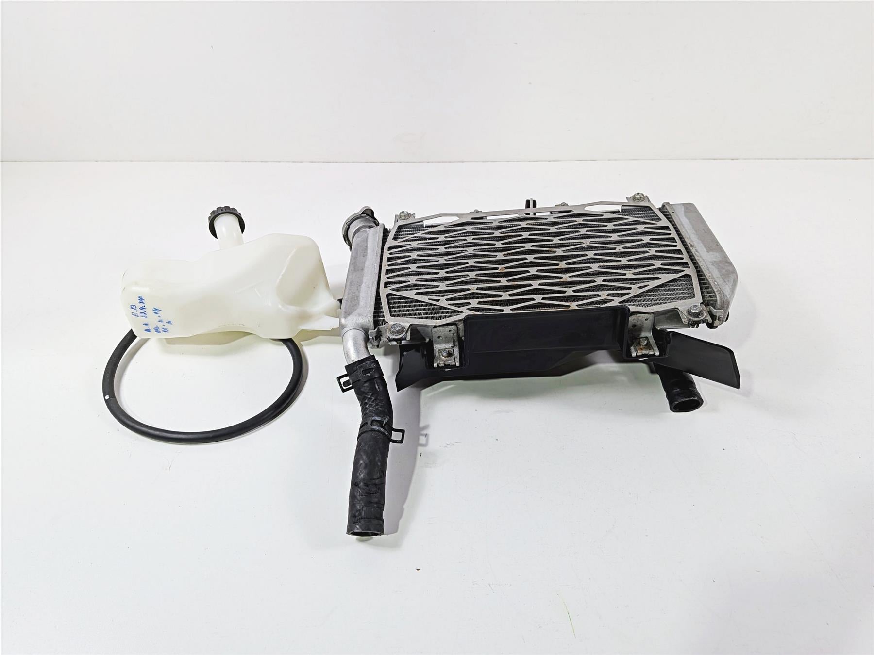 2024 Kawasaki EX500 Ninja 40th An. Radiator Fan Reservoir Hoses Set 39061-0916 {{ shop.shopifyCountryName }} - Mototech271