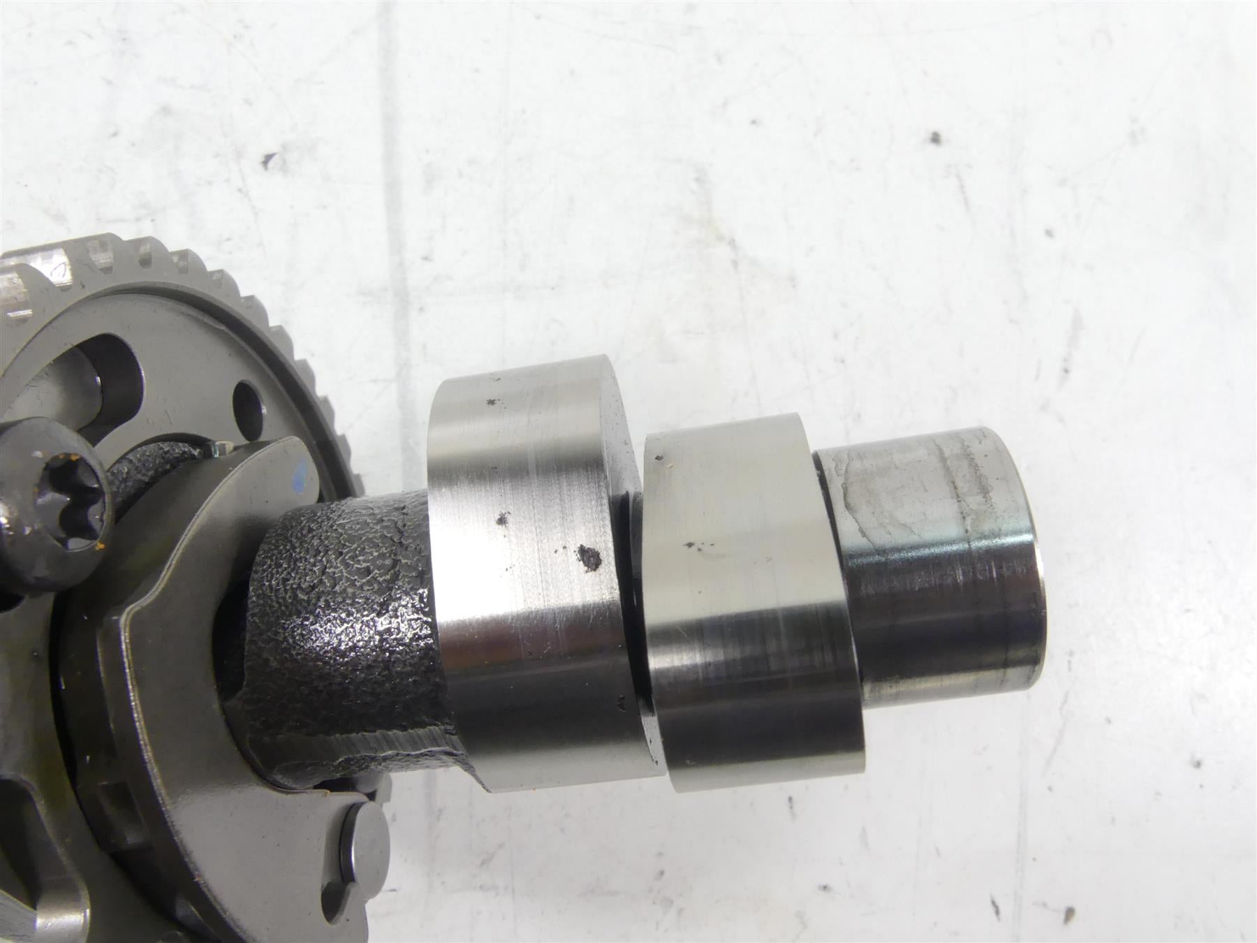 2017 Triumph Thruxton 1200 R Cam Shaft Camshaft 4K -Read T1147525 {{ shop.shopifyCountryName }} - Mototech271