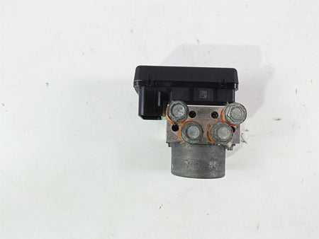 2015 Harley FXDF Dyna Fat Bob Abs Brake Pump Pressure Module 48340-12 {{ shop.shopifyCountryName }} - Mototech271