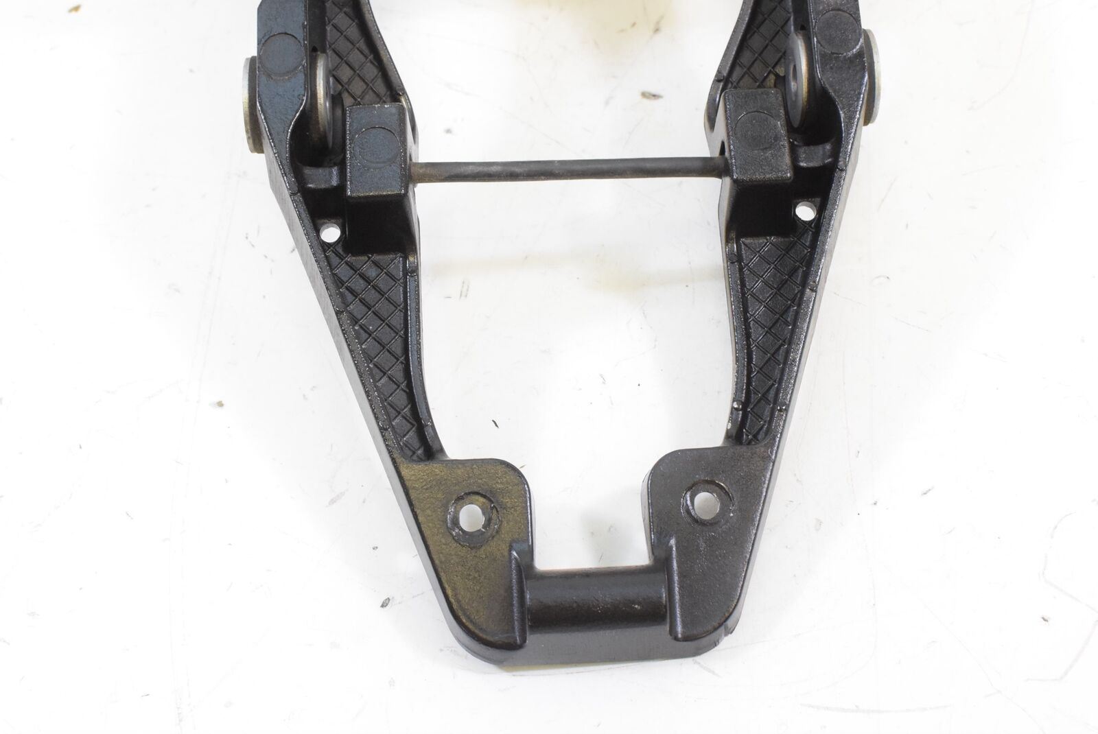 2007 Kawasaki ZX6R ZX636 ZX6 Ninja Straight Sub Frame Subframe 32160-0258 {{ shop.shopifyCountryName }} - Mototech271