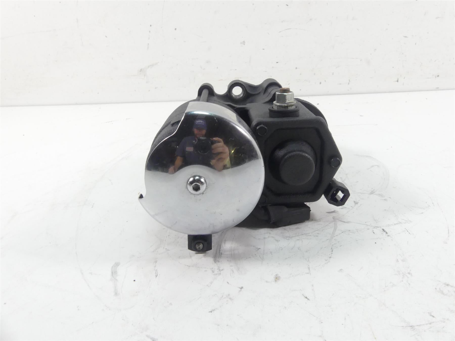 2011 Harley Touring FLTRU Road Glide Engine Starter Motor + Cover 31618-06A {{ shop.shopifyCountryName }} - Mototech271