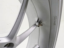 Load image into Gallery viewer, 2019 BMW R1250RT K52 Straight Rear Wheel Rim Silver 17x5.5 36317727235 | Mototech271
