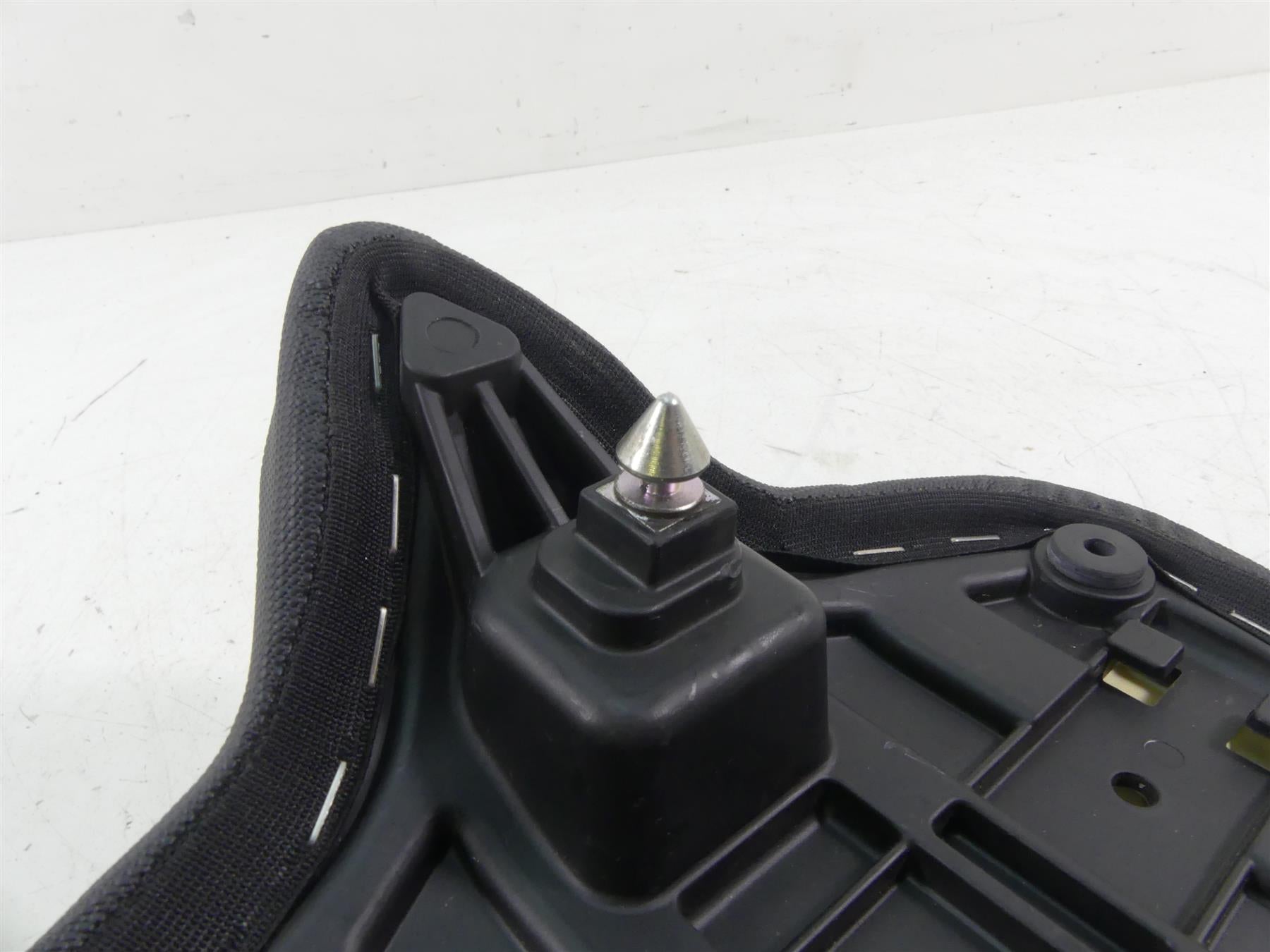 2021 Aprilia RS 660 Rear Passenger Seat Saddle Pillion 2B006652000C1 {{ shop.shopifyCountryName }} - Mototech271