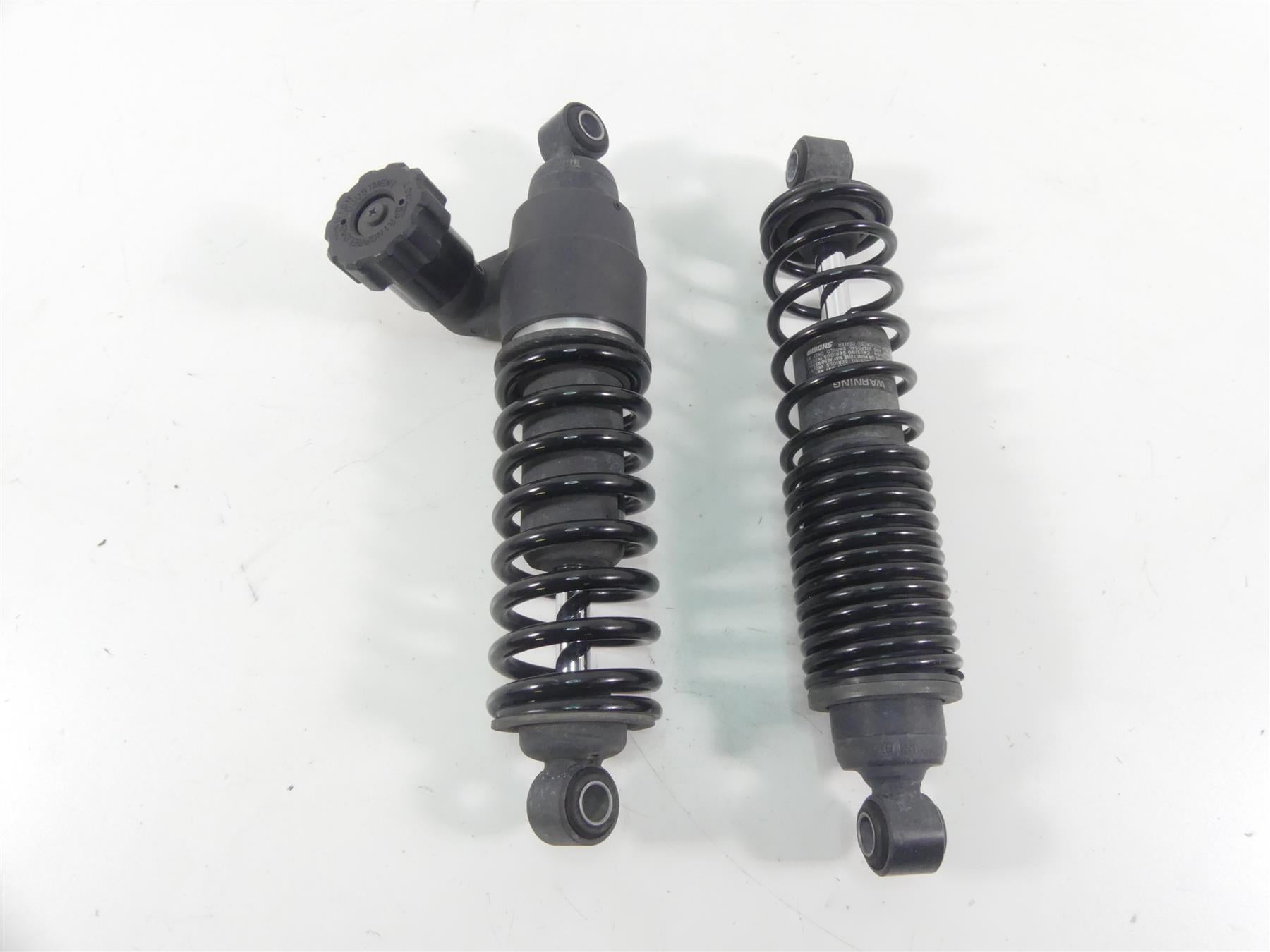 2014 Harley Touring FLHXS Street Glide Sp Showa Rear Shock Set 12" 54674-10 {{ shop.shopifyCountryName }} - Mototech271