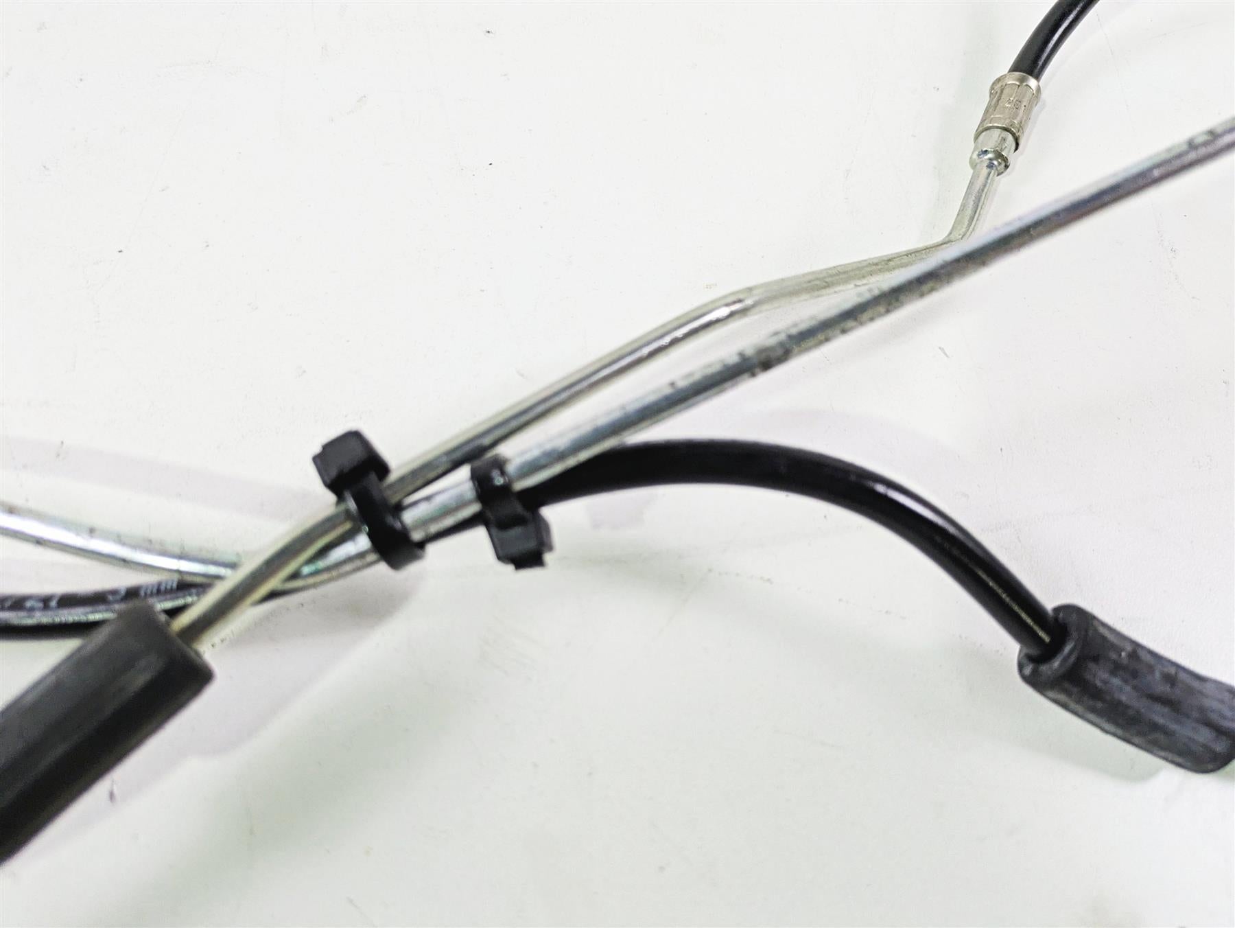 2022 Ducati Streetfighter V2 Rear Abs Brake Line Hose Set 61911762A 61911752A {{ shop.shopifyCountryName }} - Mototech271