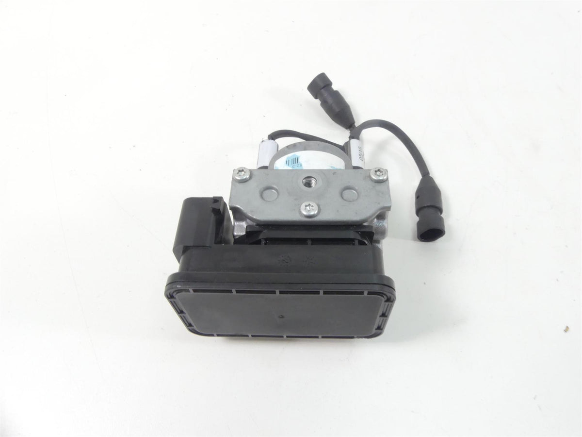 2016 Indian Chieftain Dark Horse Abs Brake Pump Pressure Module 1911987 {{ shop.shopifyCountryName }} - Mototech271