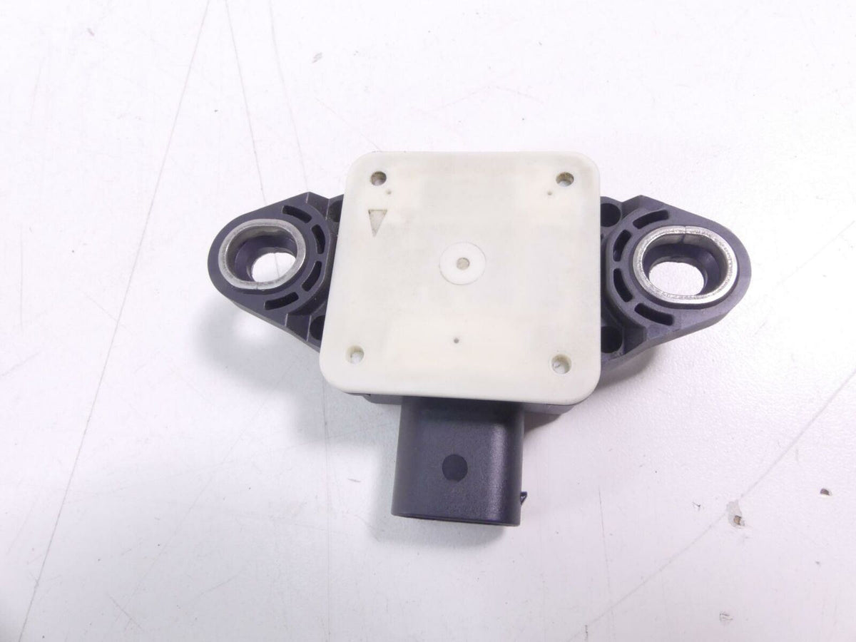 2018 BMW K1600 Bagger Bosch Speed Sensor Module 61358388688 {{ shop.shopifyCountryName }} - Mototech271