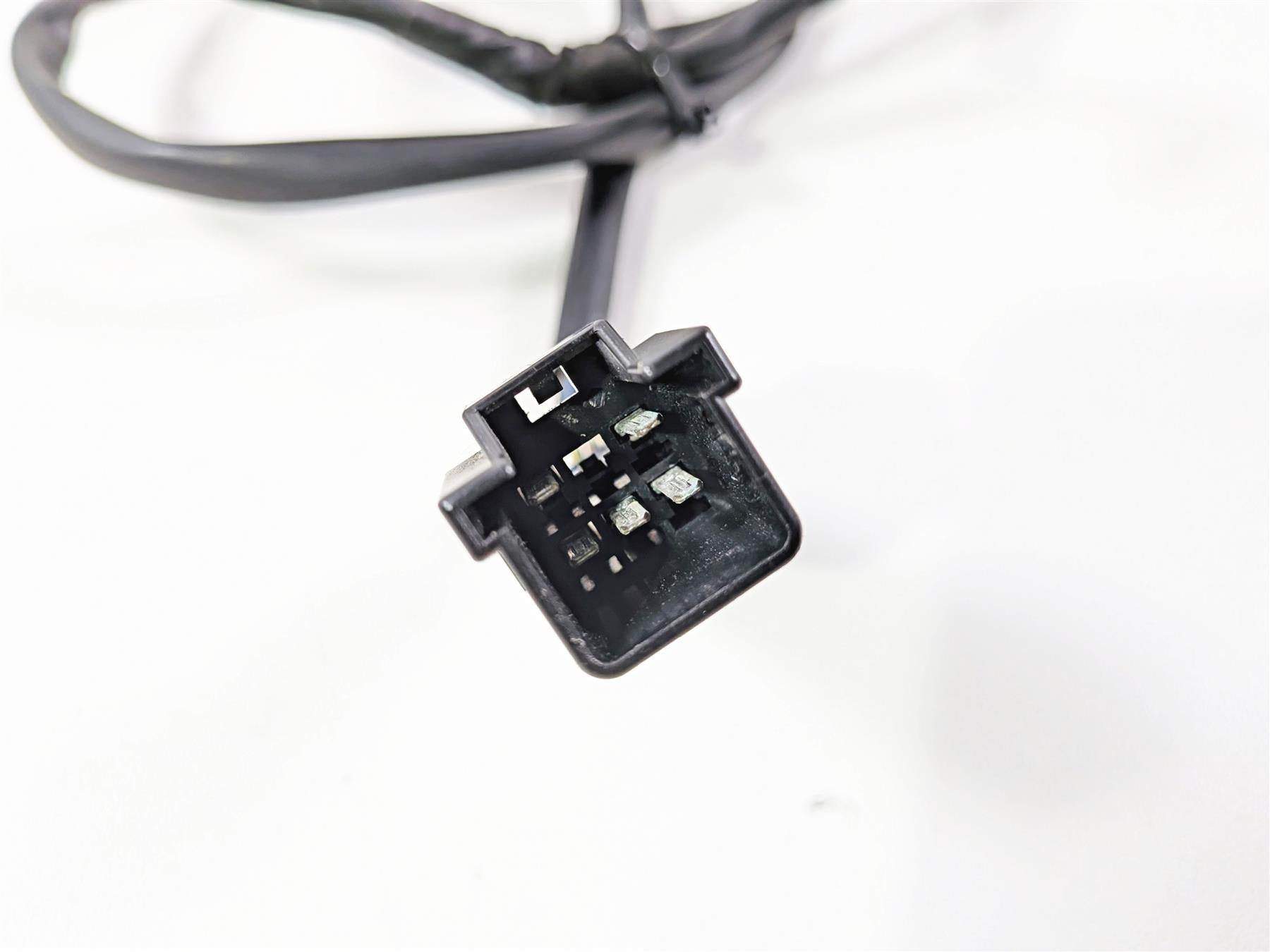 2014 Suzuki M109R VZR1800 Boulevard Right Hand Control Switch 37200-06J00 {{ shop.shopifyCountryName }} - Mototech271