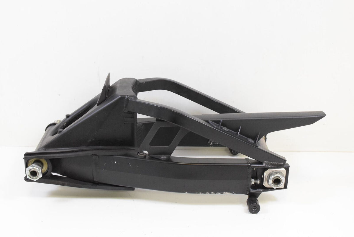 09 Suzuki GSX1300 R Hayabusa Rear STRAIGHT Suspension Swingarm 61000-24F40 {{ shop.shopifyCountryName }} - Mototech271