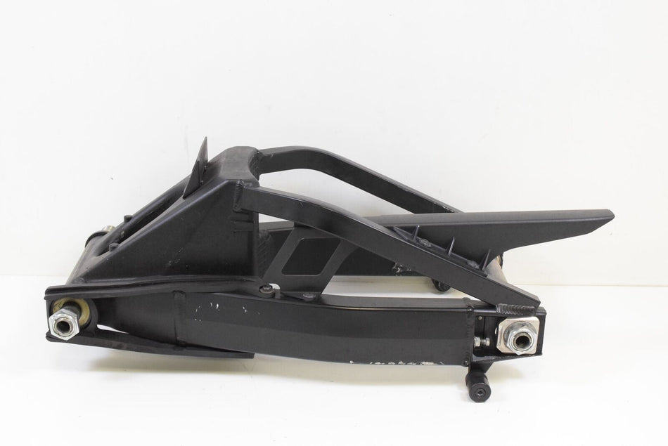 09 Suzuki GSX1300 R Hayabusa Rear STRAIGHT Suspension Swingarm 61000-24F40 {{ shop.shopifyCountryName }} - Mototech271