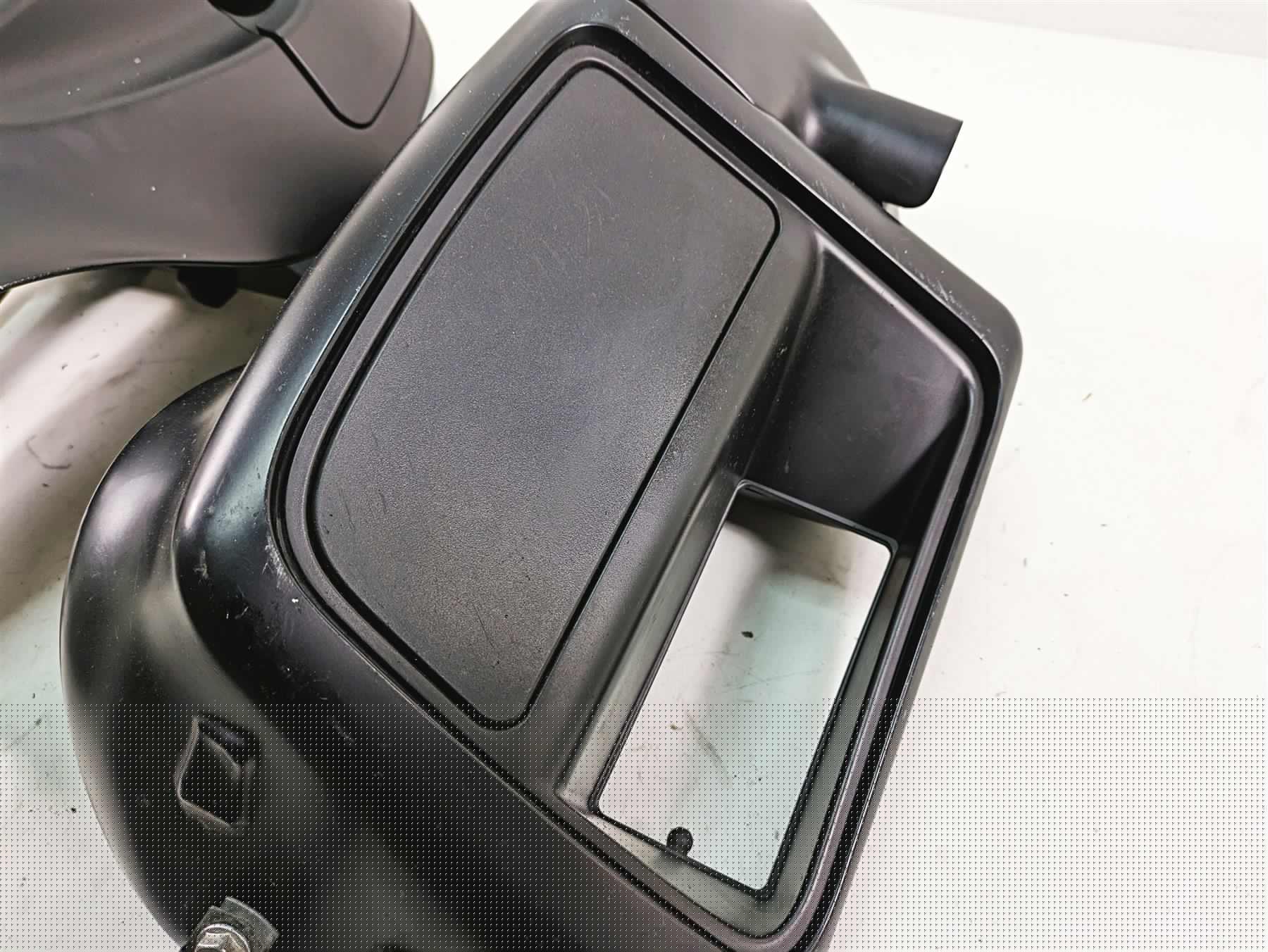 2018 Harley Touring FLHXSE CVO Street Glide Lower Leg Fairing Cover Set 57100114 {{ shop.shopifyCountryName }} - Mototech271