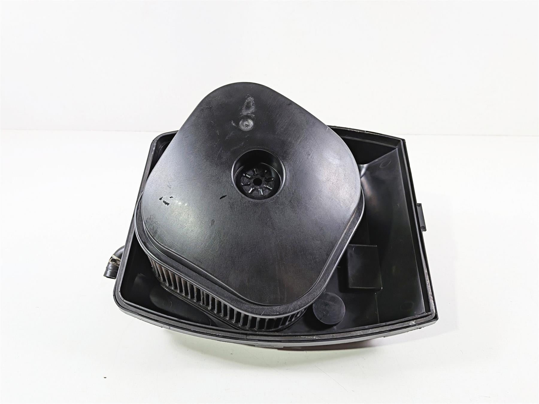 2011 Harley VRSCDX Night Rod Air Box Cleaner Breather Box - Read 28863-01 {{ shop.shopifyCountryName }} - Mototech271