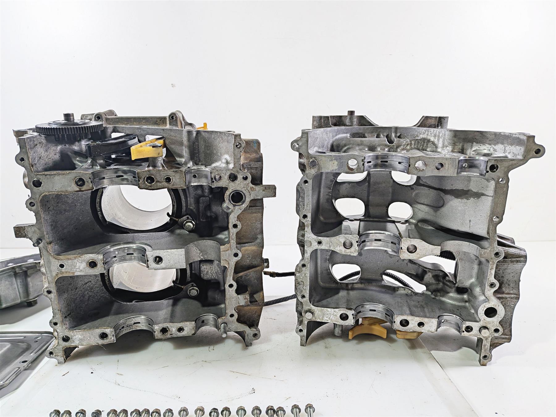 2022 Kawasaki Teryx KRX KRF 1000 SE Crankcase + Pistons & Oil Pan 14101-0042 {{ shop.shopifyCountryName }} - Mototech271