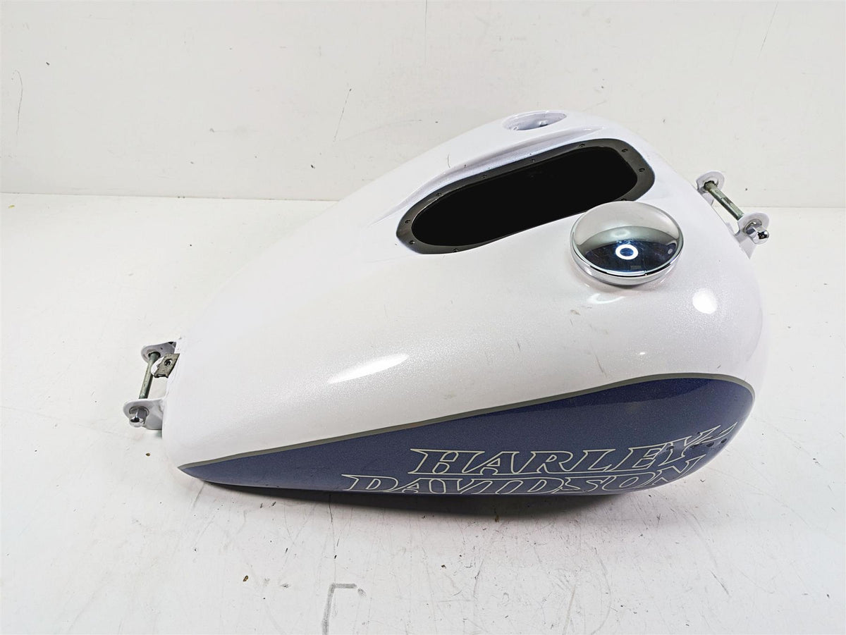 2015 Harley FXDL Dyna Low Rider Fuel Petrol Tank White Hot Pearl - Read 61593-10 {{ shop.shopifyCountryName }} - Mototech271