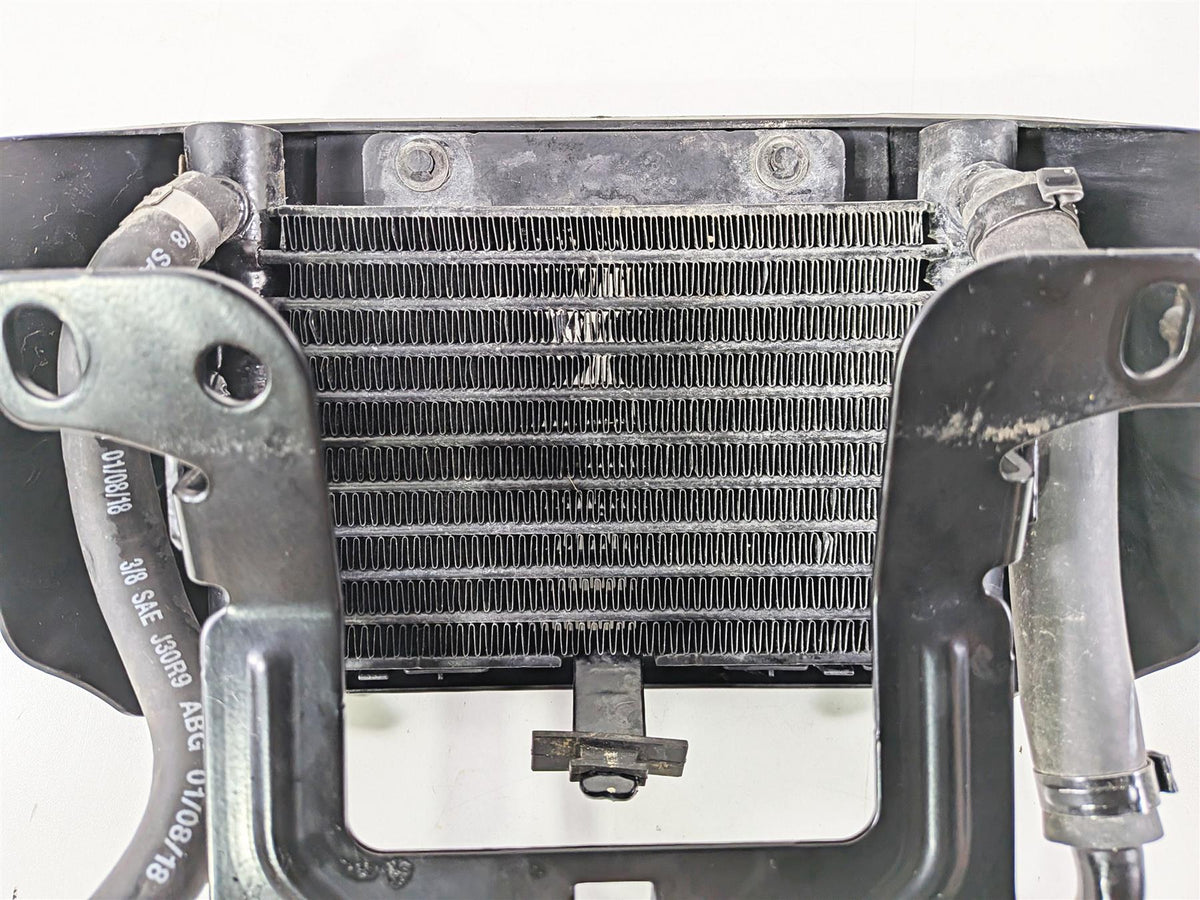 2018 Harley Touring FLHTCU Electra Glide Oil Cooler & Cover & Lines 62700196-Mototech271
