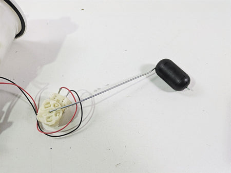 2024 Triumph Street Triple 765 R Fuel Gas Petrol Pump & Sending Unit T2400735 {{ shop.shopifyCountryName }} - Mototech271