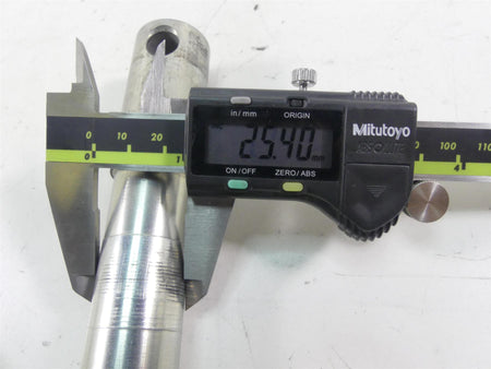 2007 Harley FLHTCU SE2 CVO Electra Glide Front 1" Axle Wheel Spindle 43364-00 {{ shop.shopifyCountryName }} - Mototech271