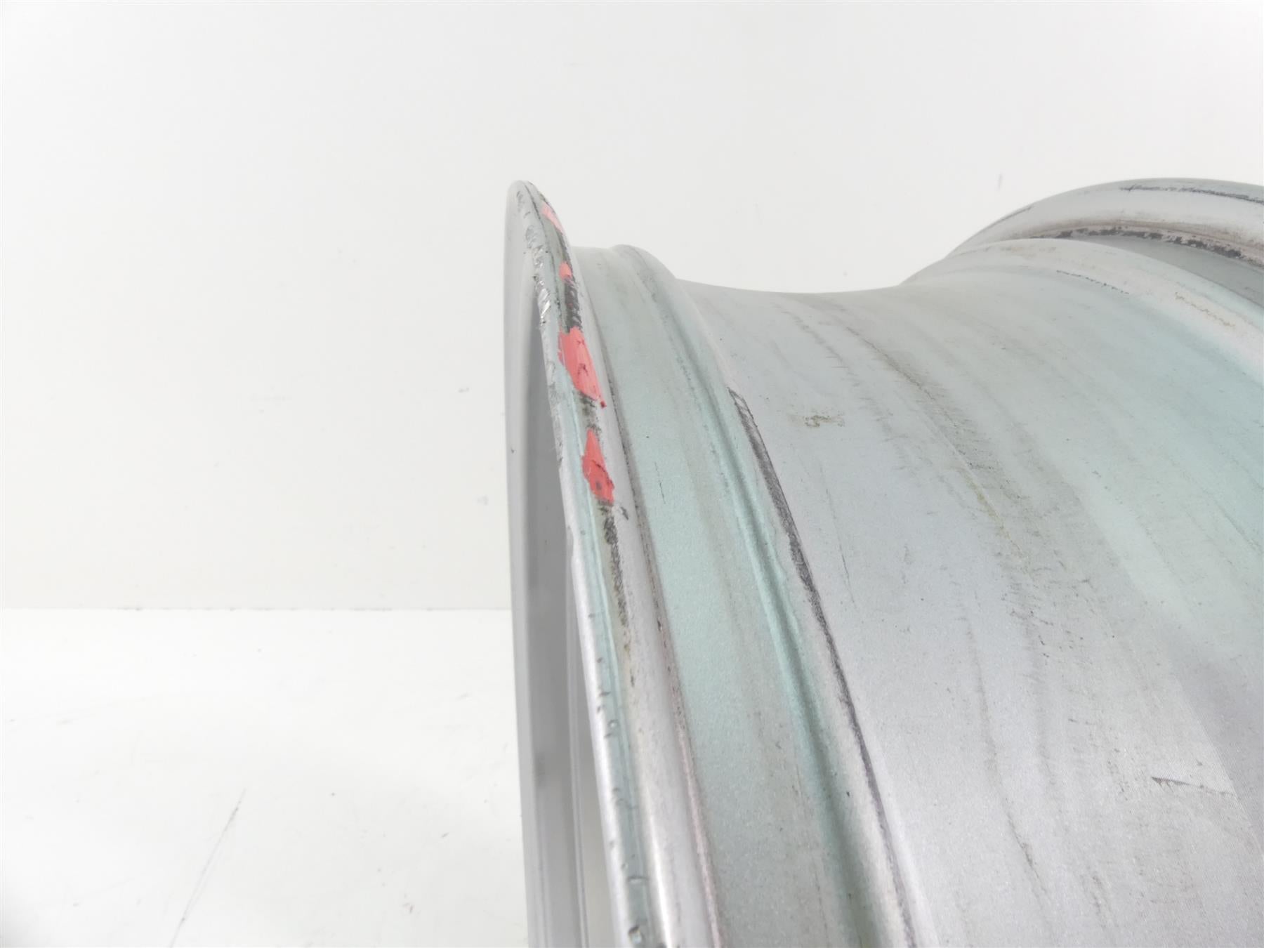 2017 BMW R1200RT K52 Rear Wheel Rim 17x5.5 Dent - Read 36317727235 {{ shop.shopifyCountryName }} - Mototech271