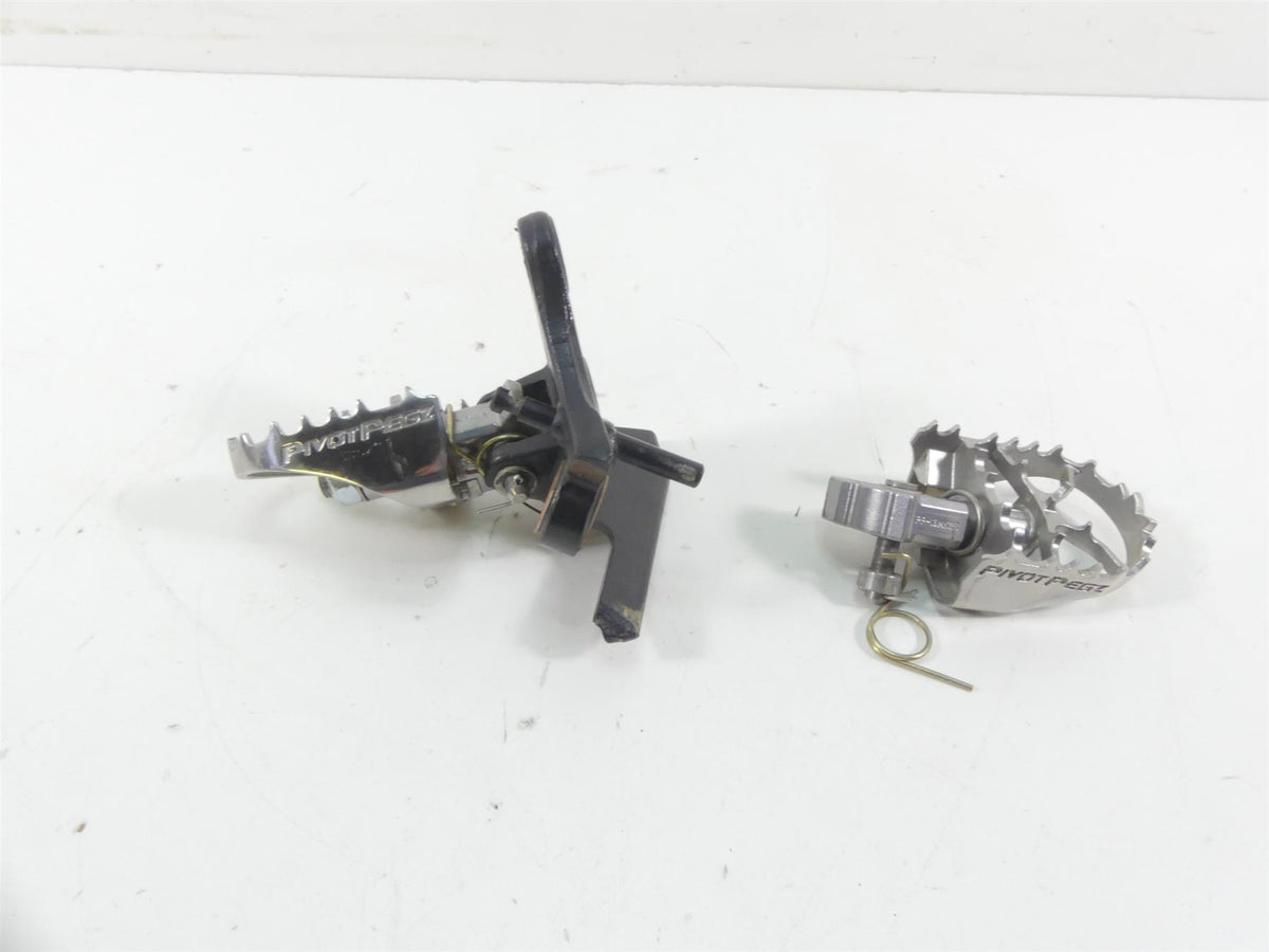 2017 BMW F800GS K72 Front Pivotpegz Footpeg Foot Peg Set PP-13MK2R PP-PBMK3R {{ shop.shopifyCountryName }} - Mototech271