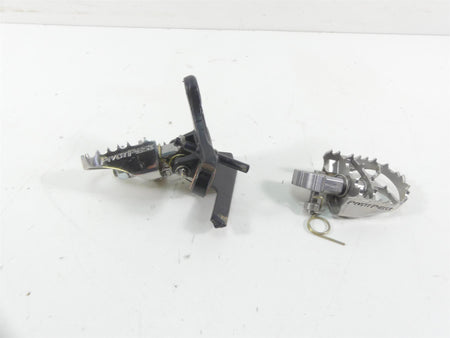 2017 BMW F800GS K72 Front Pivotpegz Footpeg Foot Peg Set PP-13MK2R PP-PBMK3R {{ shop.shopifyCountryName }} - Mototech271